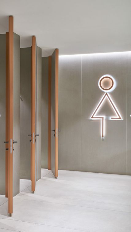 Office Bathroom Design, Public Restroom Design, Commercial Bathroom Designs, Toilet Design Modern, Interior Kantor, Wc Design, Restroom Design, Hospital Interior, Public Bathrooms