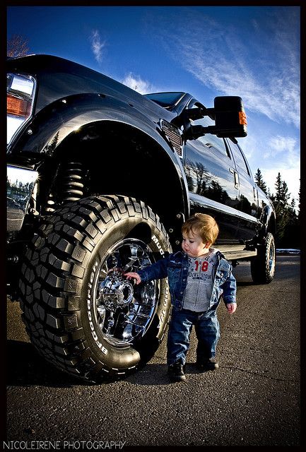 CUTEST THING EVER!!!! Sasuke Birthday, Baby Trucks, Summer Tunes, Truck Photos, Baby Car Mirror, Future Vehicles, Tire Change, Truck Birthday, Truck Yeah