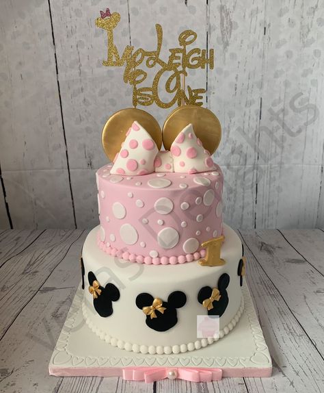 Birthday Cakes Two Tier, Cake For 1st Birthday, Minnie Mouse Birthday Cakes, 2 Tier Cake, Minnie Mouse Cake, Mouse Cake, Tier Cake, Mouse Birthday, Minnie Mouse Birthday