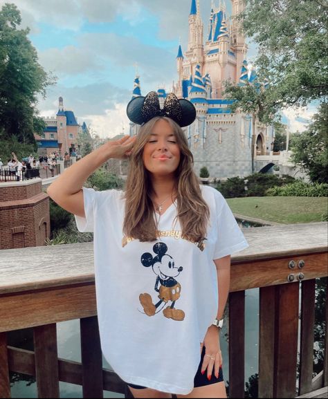 Disney College Program Aesthetic, Outfits Disneyland, Universal Studios Outfit, Disney Gear, Disney Trip Outfits, Disney Outfits Women, Disney Fits, Disney 2023, Disney Parque