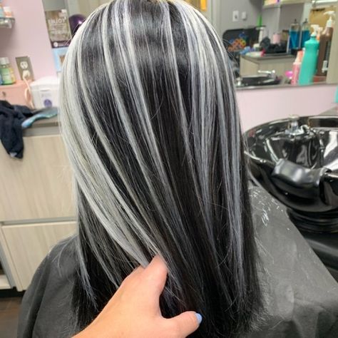 Jet Black Hair With Silver Highlights, Black Hair W Silver Highlights, Black And White Hair Ideas, Black Hair With Silver, Black Hair With Silver Highlights, White And Black Highlights, Black Hair With Platinum Highlights, Black And Silver Highlights, Silver And Black Hair