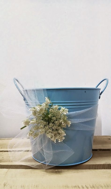 Tin Bucket Centerpiece, Wine Bucket Centerpiece, Galvanized Bucket Centerpiece, Bucket Centerpiece Ideas, Galvanized Buckets Wedding, Wine Christmas Tree, Bucket Centerpiece, Boy Baby Shower Centerpieces, Galvanized Buckets