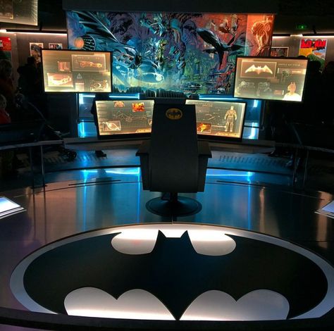 Bat-Cave Bat Cave Man Cave, Batman Cave Room Ideas, Bat Cave Aesthetic, Batman Cave Ideas, Batman Gaming Setup, Batcave Desk, Batman Playroom, Bat Cave Ideas, Marvel Man Cave