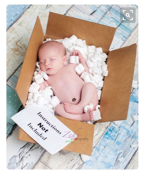 Baby In Box Photography, Baby In A Box Photography, Newborn Photoshoot Ideas Boy, Usps Mailbox, Diy Newborn Photography, Baby Boy Newborn Pictures, Baby Boy Newborn Photography, Baby Milestones Pictures, Foto Newborn