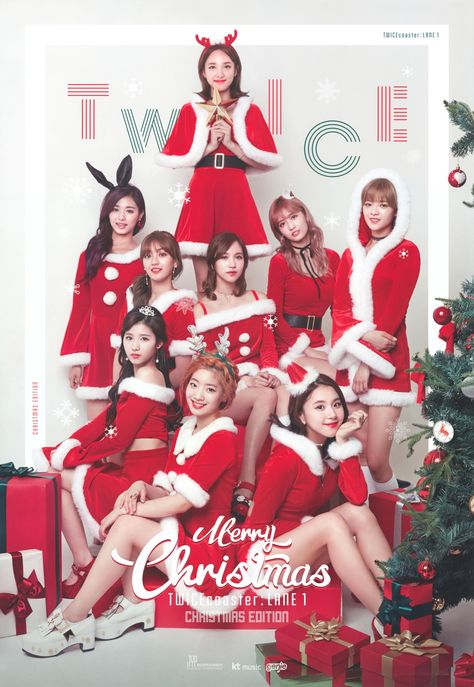 Twice Template, Twice Christmas, Kitchen Christmas Gifts, Christmas Icons, Christmas Poster, Kpop Posters, Perfect World, 1st Christmas, Kpop Wallpaper