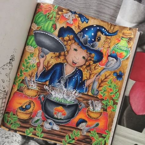 Klara Markova Fairy Touch Of Magic, Prismacolor Pencils, Coloring Books, Lunch Box, Pencil, Drawings, On Instagram, Color, Instagram