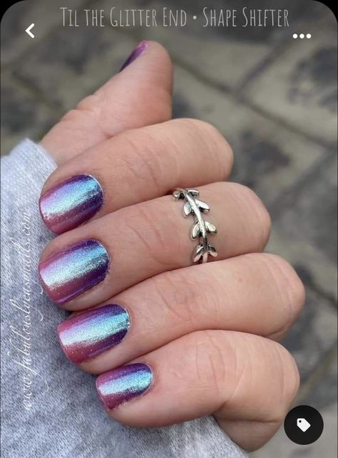 Minnesota Fall, Wedding Day Nails, Nail Polish Painting, Multicolored Nails, Nail Color Combos, Shape Shifter, Color Streaks, Nails Now, Nail Designs Glitter