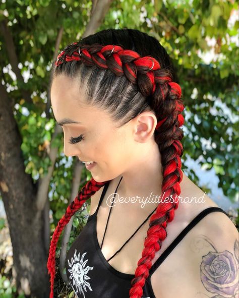 Rave Braids Festival Hair Red, Boxer Braids With Extensions, Boxerské Copy, Red Feed In Braids, Braids With Fake Hair, Feed In Braids Ponytail, Concert Hair, Rave Hairstyles, Feed In Braids