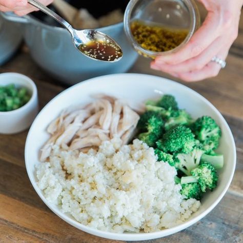 Coconut Cauliflower Rice, Coconut Cauliflower, Kelly Leveque, Coconut Chicken, Baked Chicken Breast, Quick Healthy Meals, Chicken Broccoli, Quick Healthy, Cauliflower Rice