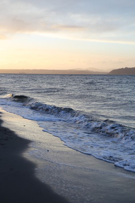 Seattle Alki Beach, Seattle Beach Aesthetic, Alki Beach Seattle, Seattle Beach, Room Collage, Seasons Change, North Beach, West Lake, Beach Aesthetic