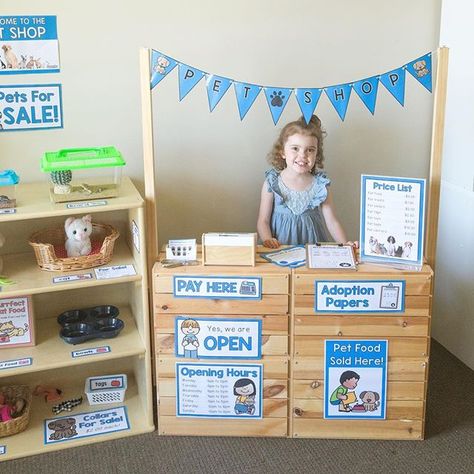 Pretend Pet Shop, Wooden Crate Dramatic Play, Pet Shop Role Play, Dramatic Play Shelf, Pet Shop Role Play Eyfs, Dramatic Play Pet Shop, Dramatic Play Stand Diy, Diy Dramatic Play Stand, Shop Role Play Eyfs