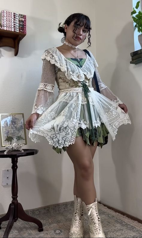 Punk Fairy Outfit, Vintage Fairycore Outfits, Crocette Aesthetic Outfits, Renfaire Fairy Outfit, Light Fairycore Aesthetic Outfits, Trilogy Tour Outfits, Casual Fairycore Outfits, Trilogy Tour Outfit Ideas, Whimsical Outfit Ideas