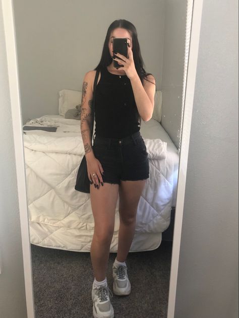 Black Shorts Black Top, Black Ripped Shorts, White Chunky Sneakers, Tight Tank Top, Basic White Tee, Ripped Shorts, Black Purse, Shorts White, Black Tank Top