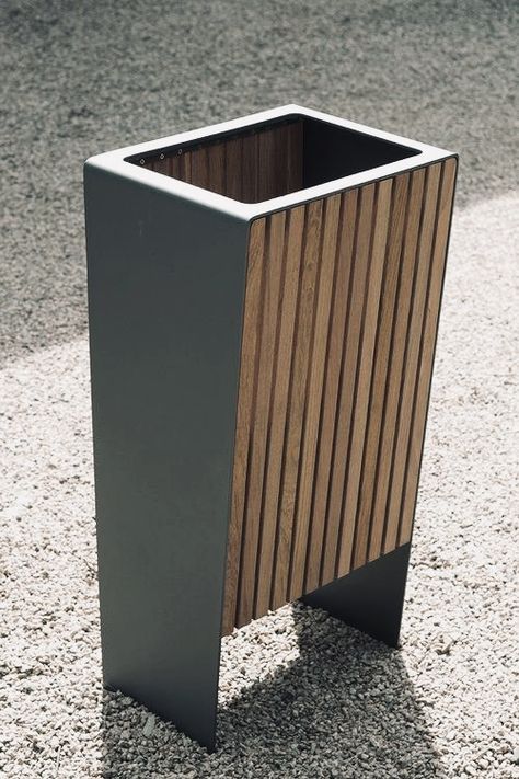 Outdoor Garbage Storage, Urban Spaces Design, Modern Bench Outdoor, Urban Furniture Design, Cheap Patio Furniture, Store Shelves Design, Outdoor Trash Cans, Renovation Architecture, Urban Furniture