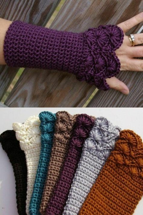 Glove Ideas, Crochet Glove, Crocheted Fingerless Gloves, Crochet Fingerless Gloves Free Pattern, Crochet Hand Warmers, Crochet Wrist Warmers, Fingerless Gloves Crochet Pattern, Ribbed Crochet, Glove Pattern