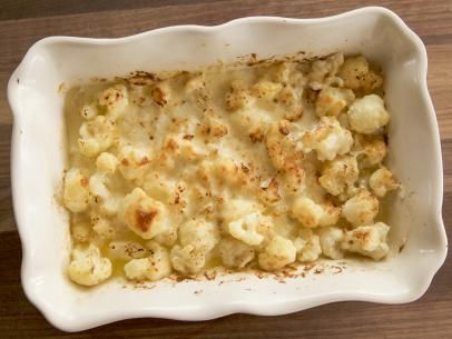 Cauliflower "Mac" and Cheese Recipe | Ree Drummond | Food Network Best Cauliflower Recipe, Ree Drummond Recipes, Cauliflower Mac And Cheese, Veggie Side Dishes, Cauliflower Recipes, Veggie Dishes, Pioneer Woman, Vegetable Dishes, Cheese Recipes