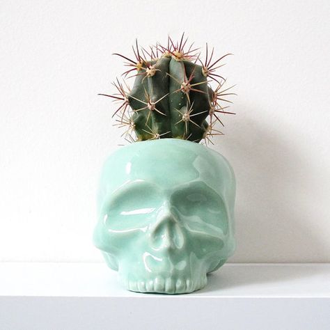 Sugar Skull Planter, Sugar Skull Decor, Ceramic Skull, Skull Planter, Succulent Garden Indoor, Painted Plant Pots, Gothic Garden, Cactus Planter, Skull Decor