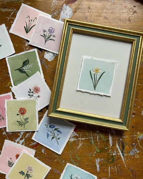 Pinterest • Instagram Art Flatlay, Framed Watercolor Art, Tiny Frames, Thrift Flip Ideas, Watercolor Frame, Paper Collage Art, Shabby Chic Frames, Pinterest Room Decor, Diy Wallpaper