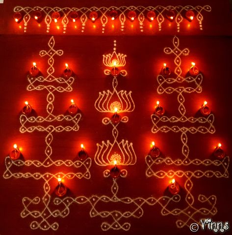 Lamp Kolam, Karthigai Kolam, Vilakku Kolam, Kolam Art, Alta Design, Deepam Kolam, Diya Decoration Ideas, Border Rangoli, Mother Kali