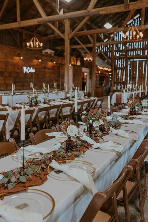 Rustic Wedding Set Up Receptions, Rectangle Table Centerpieces Wedding Boho, August Boho Wedding, Western Wedding Table Decorations, Rustic Fall Wedding Table Decor, Wedding Centerpieces Rectangle Table, Boho Wedding Reception Outdoor, Western Wedding Ideas Rustic, Fall Backyard Wedding Ideas