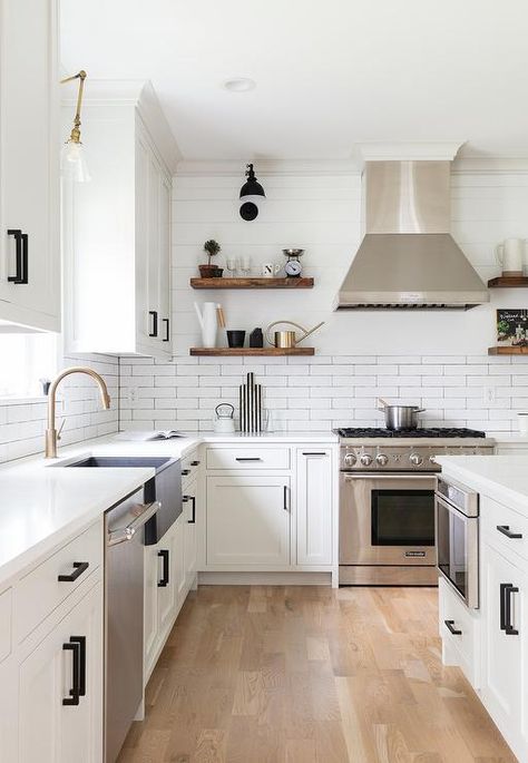 Hiasan Dalaman Dapur, Idea Dapur, Dapur Moden, Reka Bentuk Dapur, Hiasan Dalaman Rumah, Kitchen Floors, Farmhouse Backsplash, Kitchen New York, Kabinet Dapur