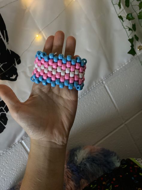 Trans flag kandi cuff pattern Trans Kandi Cuff, Trans Kandi, Trans Bracelet, Kandi Aesthetic, Kandi Diy, Kandi Cuff Patterns, Flag Beads, Cuff Pattern, Diy Kandi Bracelets