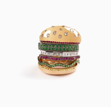 One of Beyoncé’s Favorite Jewelry Designers Made a $7,500 Hamburger Ring Playful Jewelry, Jewelry Style, John Hardy, Veggie Burger, Rings Jewelry, Jewellery Designs, Trendy Jewelry, Girls Best Friend, Love Gifts