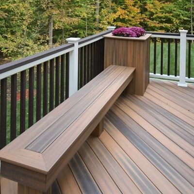 Composite Deck Ideas, Deck Benches, Outdoor Furniture Ideas Backyards, Landscaping Around Deck, Deck Inspiration, Deck Bench, Deck Remodel, Deck Seating, Deck Pictures