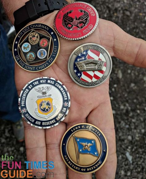 U.S. Challenge Coins - See why they're called challenge coins, How the coin challenge game works, How much military coins are worth. #coins #uscoins #rarecoins #coincollecting #collecting #coincollection Marine Gifts, American Patriotism, Military Coins, Military Challenge Coins, Military Memes, Military Patches, Challenge Games, Coin Art, Military Medals