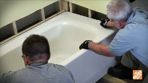 Step-by-step instructions on replacing a bathtub. Includes: removing the drain, separating the tub from the wall, disposal, setting the new tub in place, and hooking up the drain. Remove Bathtub, Bathroom Flooring Options, Bathtub Replacement, Bath Fitter, Old Bathtub, Diy Bathtub, Drain Repair, Refinish Bathtub, Steel Tub