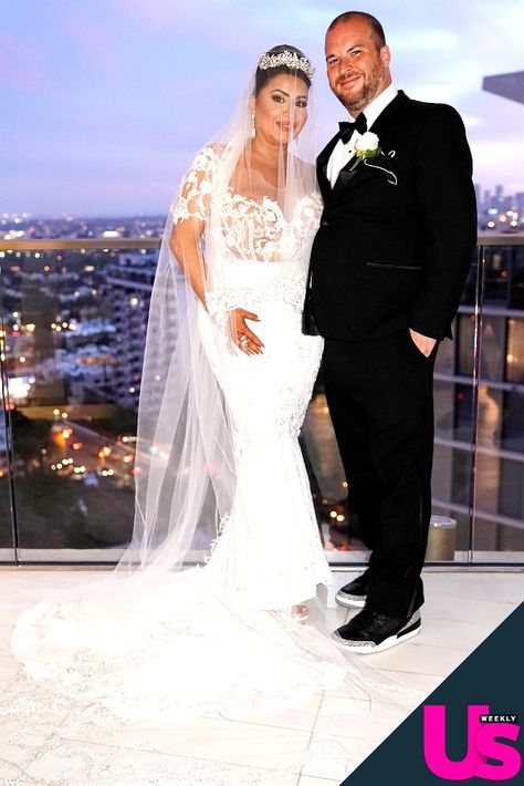 Sunset Wedding Dress, Shahs Of Sunset, Great Gatsby Wedding, Gatsby Wedding, Sunset Wedding, Interesting People, Southern Girl, Dress Designer, Wedding Veils