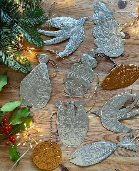 My two embossed tin decoration workshops sold out so we have added two more dates! Come and learn a new craft and spend a lovely evening… | Instagram Tin Christmas Decor, Foil Christmas Decorations, Christmas Ornaments Crafts, Clare Youngs, Tin Foil Art, Computer Writing, Metal Decorations, Tin Ornaments, Tin Art