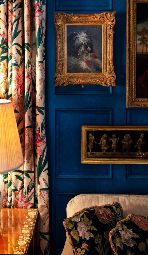 French Maximalism, Muted Maximalism, Mid Century Maximalism, Maximalism Living Room, Maximalist Color Palette, Victorian Maximalism, Madeleine Castaing, Maximalism Design, Vintage Apartment Decor