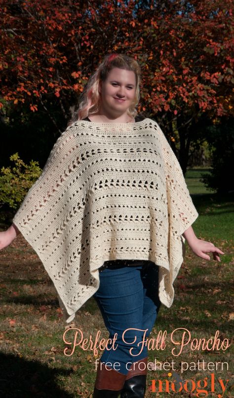 Perfect Fall Poncho - free crochet pattern on Mooglyblog.com Fall Poncho, Col Crochet, Crochet Poncho Free Pattern, Crochet Cape, Poncho Crochet, شال كروشيه, Mode Crochet, Crochet Poncho Patterns, Crochet Shawls And Wraps