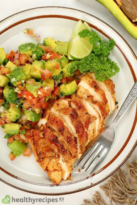 Avocado Salsa Chicken, Chicken With Avocado Salsa, Chicken With Avocado, Chicken And Avocado, Avocado Salsa Recipe, Bariatric Friendly Recipes, Salsa Chicken, Avocado Salsa, Delicious Chicken