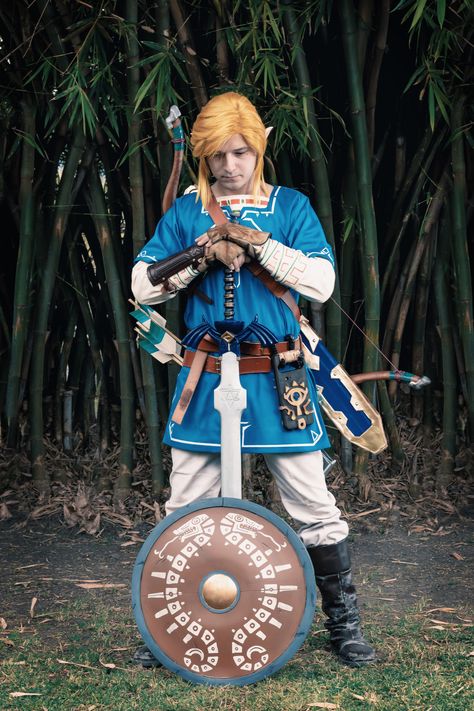 Link Cosplay Breath Of The Wild, Botw Cosplay, Breath Of The Wild Cosplay, Games Costumes, Legend Of Zelda Cosplay, Link Costume, Video Game Costumes, Link Cosplay, Zelda Cosplay