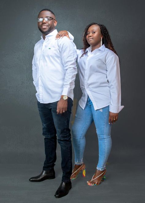 Denim Photoshoot, Photoshoot Couple, Photo Couple, White Denim, White