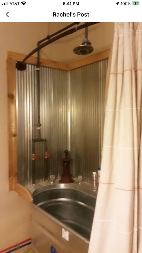 Stock Tank Bathtub, Tiny Cabin Bathroom, Bathroom Tub Remodel, Rustic Bathroom Shower, Barn Bathroom, Rustic Shower, Rustic Bathroom Designs, Inside Decor, Stock Tank