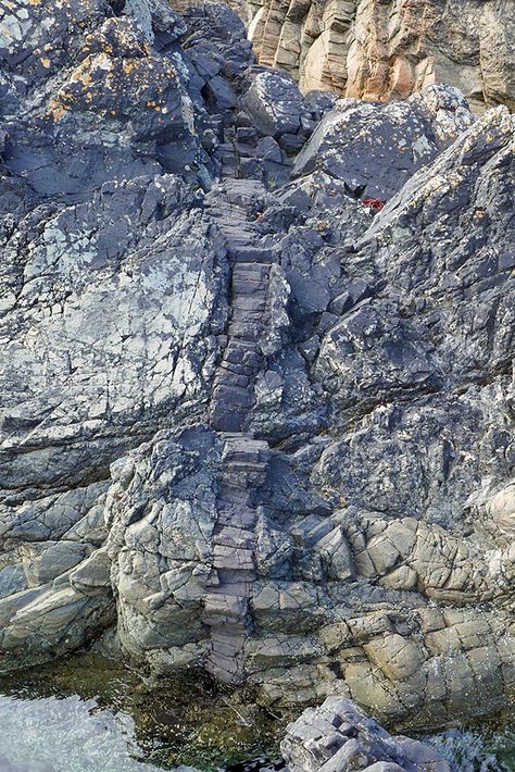 Isle Of Islay, Scottish Mountains, Bonnie Scotland, Rocky Shore, The Fairy, People Of The World, A Rock, Rocky, City Photo