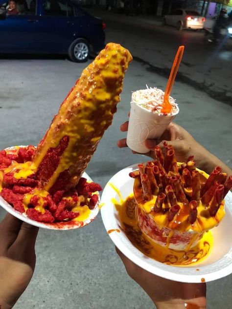 Elotes Preparados, Mexican Snack Foods, Mexican Snacks, Hispanic Food, Food Therapy, Food Obsession, Spicy Recipes, Save Food, Food Pictures