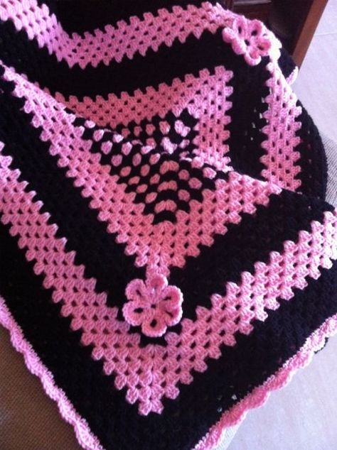 Crochet baby blanket (scarlette - named after the child it was originally made for :p) pink and black #handmade Pink And Black Crochet Blanket, Granny Square Blankets, Solid Granny Square, Pink Inspiration, Crochet Afgans, Baby Afghan, Baby Afghan Crochet, Crochet Blocks, Crochet Afghans