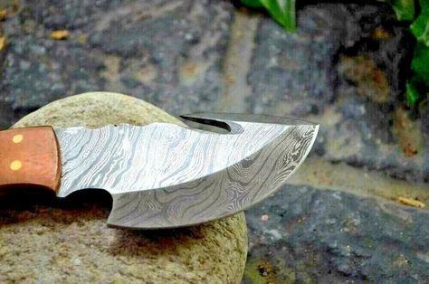 Custom Handmade Damascus Steel Gut Hook Hunting/Skinning Knife – NB Knives Tactical Operator, Skinning Knife, Diy Knife, Karambit Knife, Dagger Knife, Hunting Gear, Bowie Knife, Knife Handles, Hunting Knife