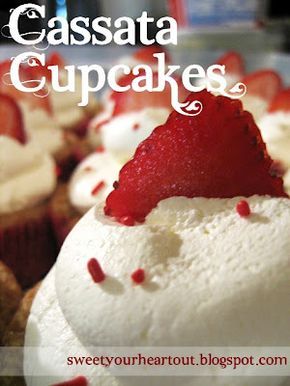 Cassata cupcakes.  these are amazing! yellow cake with strawberries, custard, and whipped cream frosting.  yum! Cassata Cupcakes, Casada Cake Recipe, Casata Cake, Cassata Cake Recipe, Cassata Cake, Strawberry Wedding Cakes, Cake With Strawberries, Ugly Cakes, Italian Cake