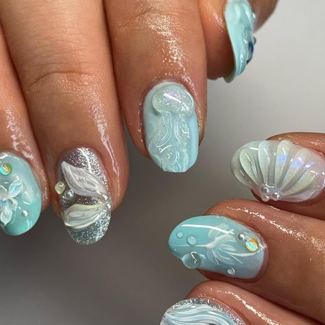 Mermaid Tail Nails, Starfish Nails, Beach Nail Designs, Beach Nail, Nail Goals, Shirt Prints, Nail Stuff, Glamour Makeup, Beach Nails