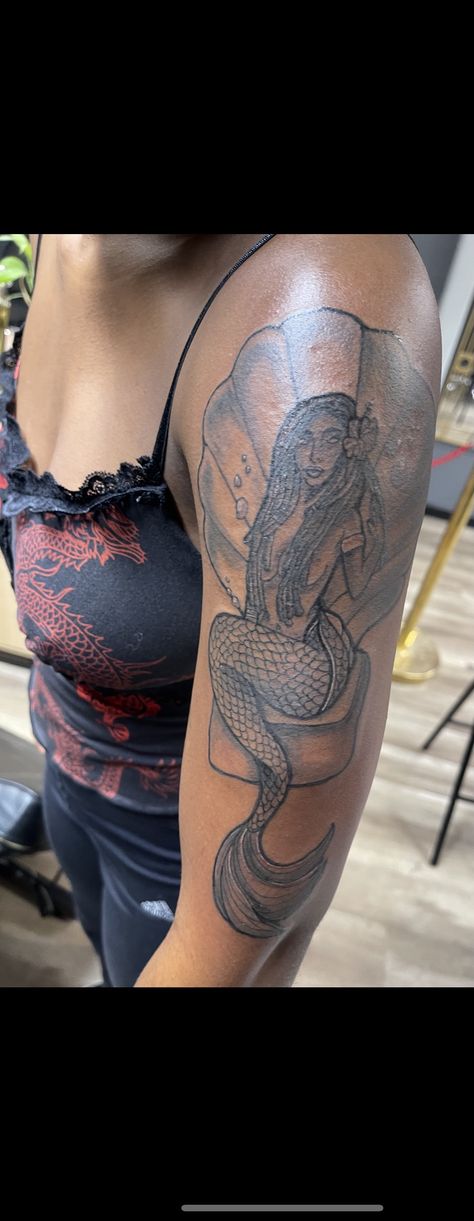 Mermaid With Locs Tattoo, Rose Back Tattoos, Black Mermaid Tattoo, Kiss Lip Tattoos, Throne Design, Thomas Tattoo, Afro Tattoo, Rose Tattoo On Back, Mermaid Sitting