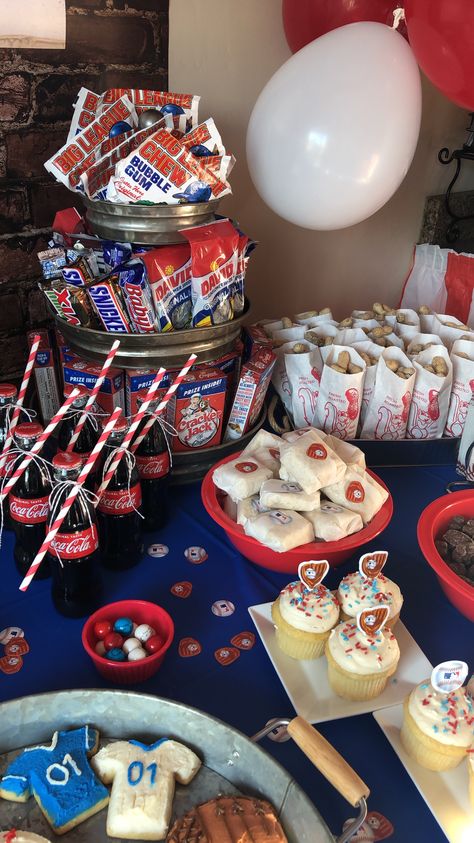 Rookie Of The Year First Birthday Desserts, Rookie Of The Year First Birthday Treats, Rookie Of The Year Food Table, Rookie Year Dessert Table, Concession Stand Party Ideas, Rookie Of The Year Concession Stand, Baseball Donuts Party Ideas, Astros Party Food, Baseball Party Concession Stand