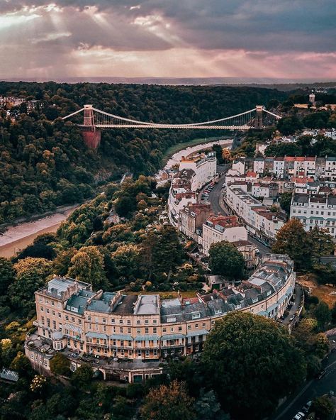 Clifton Suspension Bridge, Bristol Uk Aesthetic, Bristol University Aesthetic, Bristol Aesthetic, Bristol Photography, Welsh Magic, Bristol Clifton, Clifton Bridge, Europe Living