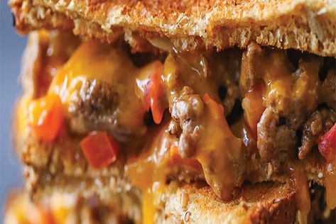 Cheeseburger Grilled Cheese, Leftover Meatloaf Recipes, Fun Sandwiches, Greek Quesadillas, Amazing Sandwiches, The Best Grilled Cheese, Stomach Rumbling, Toasted Sandwiches, Leftover Meatloaf