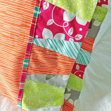 pillowcase cuff Wedge Pillow Cover Diy, Pillow Coverings, Sew Pillowcase, Fun Pillow, Make A Pillow, Pillow Covers Pattern, Triangle Pillow, Diy Pillow Covers, Sew Projects