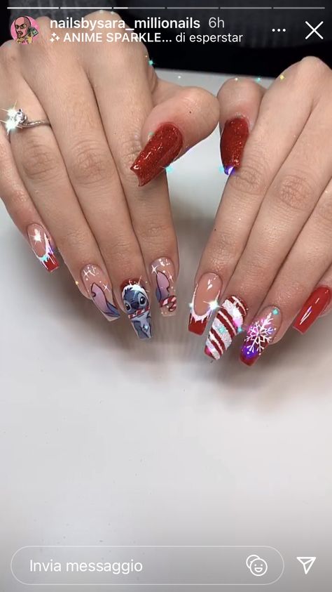 Stitch Nails Christmas, Lilo And Stitch Christmas Nails, Easy Stitch Nails, Christmas Stitch Nails, Stitch Christmas Nails, Christmas Nails Disney, Christmas Character Nails, Superhero Nails, Christmas Nail Designs Acrylic